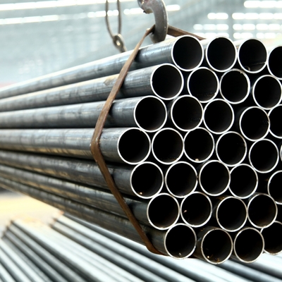 Ein guter Preis. Schwarzes Q345 Q245B DN200, das gewundenes großer Durchmesser-starkes Wand-Kohlenstoffstahl-Rohr für Haus-Brücke schweißt Online