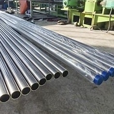 Warm gewalztes nahtloses Edelstahl-Polierrohr 304 BA 430 2b für helles industrielles